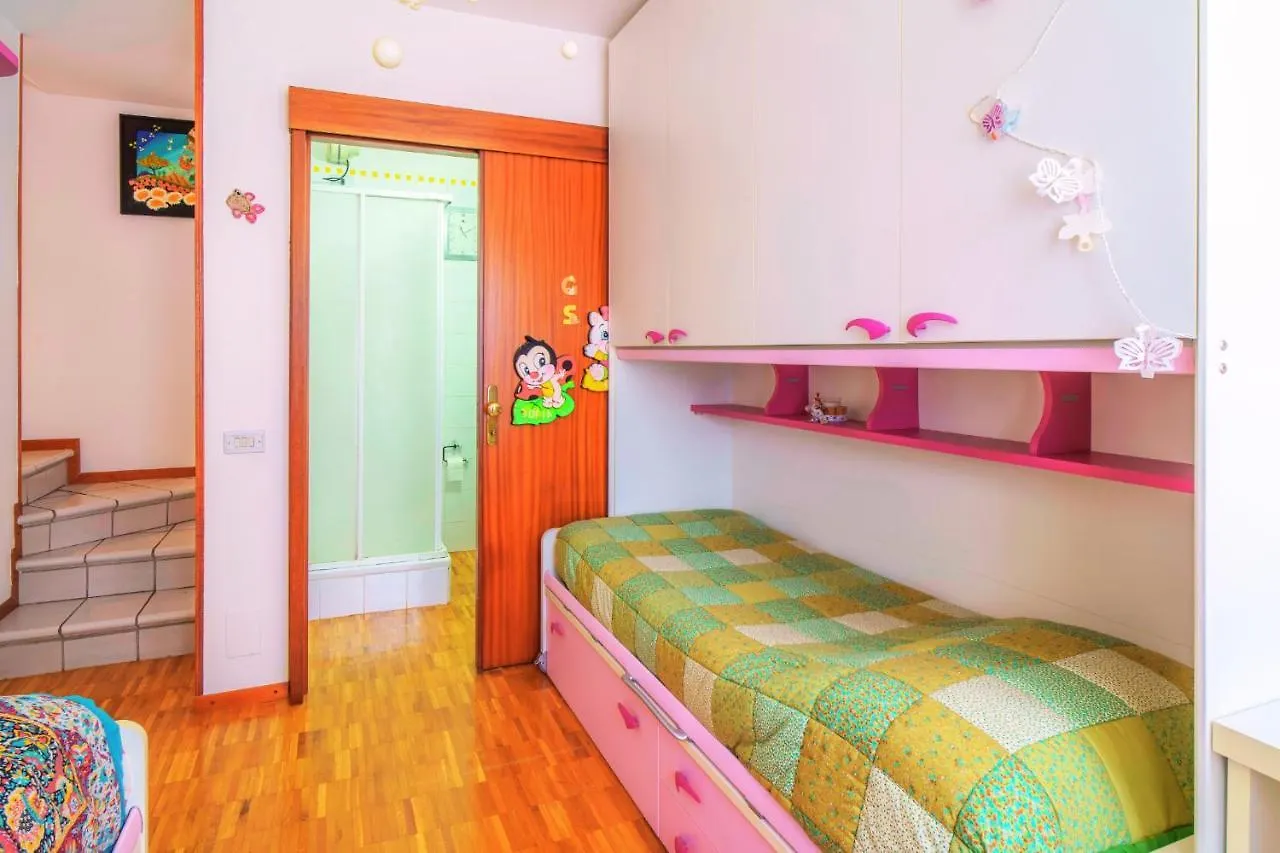 La Casa Nel Sole Apartment Grandate