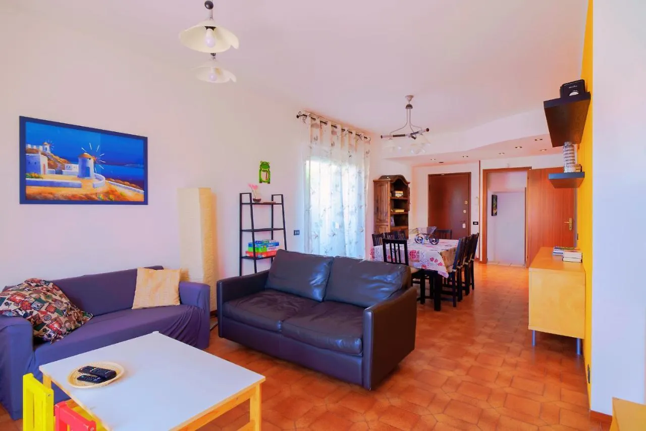 La Casa Nel Sole Apartment Grandate