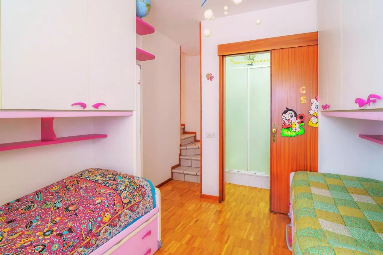 La Casa Nel Sole Apartment Grandate Italy