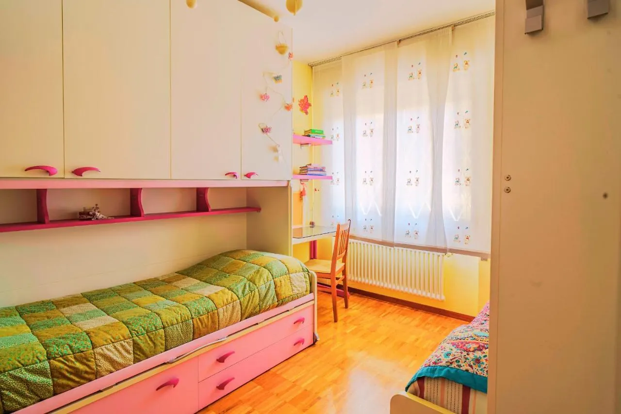 La Casa Nel Sole Apartment Grandate