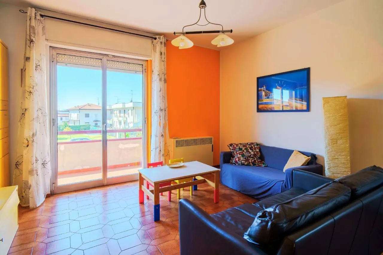 La Casa Nel Sole Apartment Grandate